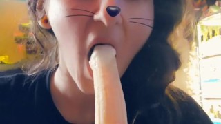 Snapchat girl eats banana with yogurt on it ♡