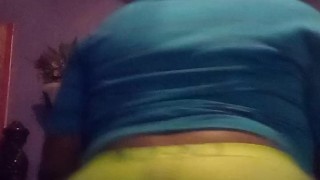 Twerking my Big Juicy Booty