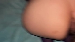 Me puse liguero para jugar a la puta con mi y me coge fuerte por atrás