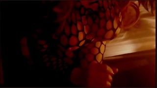 ME MASTURBAN DURO CON UN VIBRADOR Y ME CORRO MUCHAS VECES