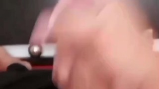 Masturbación muy cargada de semen