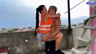 Me follo al hijastro del jefe a escondidas - Silvana Lee & MilanRodriguezz