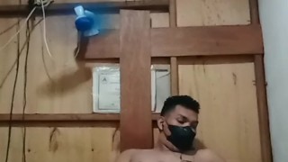Nagulat si bunso sa laki ng burat ng kuya nya