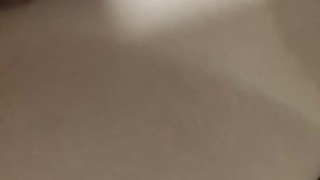 Pau enorme goza profusamente na minha bunda!