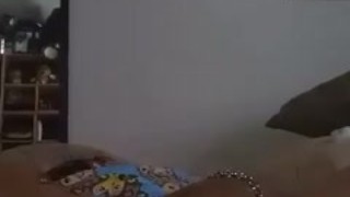 Sola y caliente morena