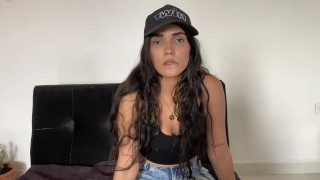 LA INVITÉ A COMER ENSALADA PERO CON LA CONDICIÓN DE QUE USARA MI SALSA ESPECIAL