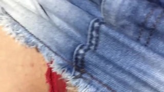 GIRLFRIEND MASTURBATE IN THE SQUARE