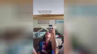 Live Pussy Fingering Caught on TikTok