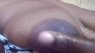 AMATEUR EBONY PEE WHILE MASTERBATE SHAVE PUSSY
