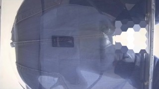 【洪水警報！】ジ～パンズを履いた男性がカメラが壊れそうになる程、沢山おしっこを漏らした動画