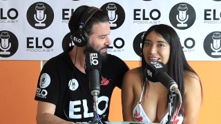 Verito Aguas pasa por el cuarto picante de Elo Podcast en México