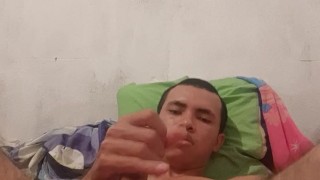 solo en casa con ganas de cojer