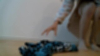 【ニーハイコス】ドMの美少女が白ニーハイ履いてビデオ通話しながらオナニー♡