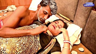Desi Hot Indian Bhabhi gets fucked by old man
