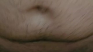 Aprovecho que mi compañera de cuarto se esta duchando para cojermela