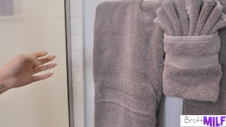 Insatiabe MILF Kenzie Love Catches Stepson  so She Invites Him to A Fuck Session S7:E9