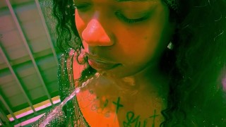 Drinking daddy’s juices in public OF@dirtymoufpiece