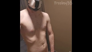 Exhib et ejac dans ma residence presque attrapé