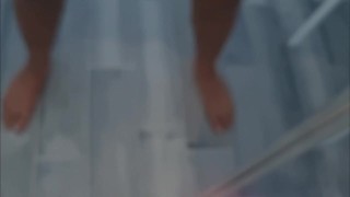 AMATORIALE | ITALIANO - TI SBORRO IN BOCCA TROIA (GEME E SI SEGA SBORRANDO CON UN CAZZO ENORME)