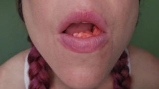Vore Style BubbleGum Chewing with SWALLOW