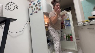 Filling up my fridge with stinky farts