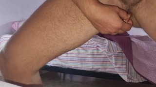 ASMR | SBORRATA (DIALOGO ITALIANO) - INDOSSO IL PERIZOMA DI MIA SORELLA E IL CAZZO MI DIVENTA ENORME