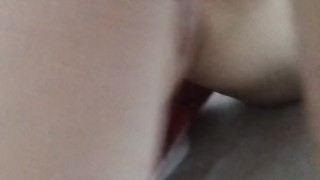 Aproveitou que estávamos asois e macetou minha buceta