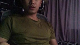 Gwapong kapit bahay nagsalsal