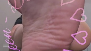 Wrinkled soles delisicoua close up.