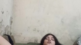 ✧⋄⋆⋅⋆⋄✧ que tesão ✧⋄⋆⋅⋆⋄✧ orgasmo feminino garota na siririca contraindo buceta