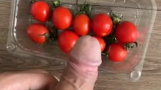 Tomatoes red
