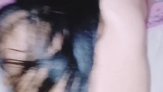 Me encanta estar en cuatro. Y que me den duro por detras!!!