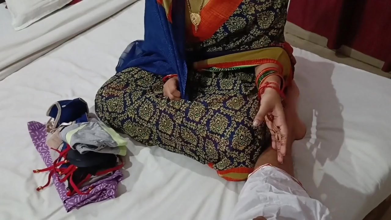 Sasur ji ne apne hi sotela Bahu ke Oil Massage ke bahane Bahu ke sath Kia chudai