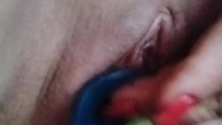 Кіска кінчила , всмоктування члена кісткою