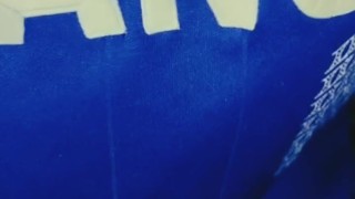 Este culo está bien caliente y lleno de ganas