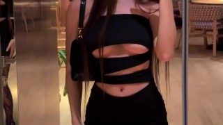 What do u think about my dress?