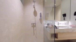 とある日のシャワー