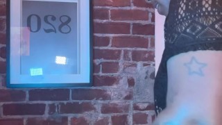 SHE GAVE ME THE PUSSY WHILE EVERYONE WAS ASLEEP