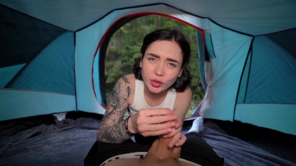 Sexy girl warmed up in a tent and gave her wet pussy for it