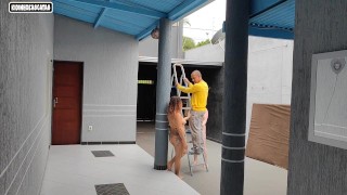 Patroas Recebem O Visitante Nuas