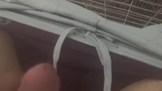 AIR HUMPING INTO INSANE VERTICAL GLORY HOLE