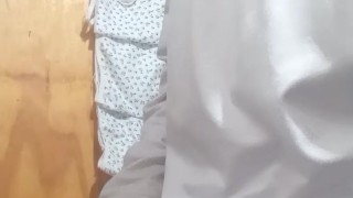 Masturbandome pija de 17cm