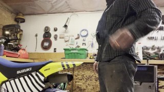 Riding buddy show of his secret trick