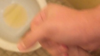 Short fapping after pee