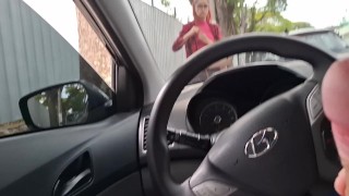 Punheta na rua para estudante na rua em público.