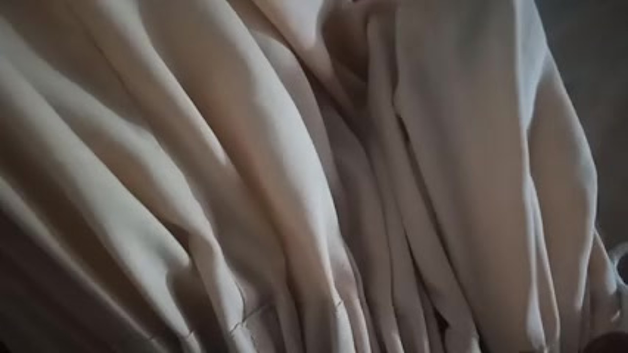 Tomi Starrk Hand Job in Office by watching step sister and step brother sex- Fuck it off step sister