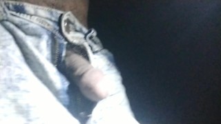 Man Pissing 🍌💦 Loudly Close Up Asian Bbc