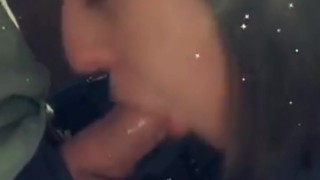 Wife gives delivery guy a blowjob