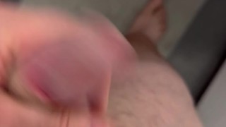 Poranny trening w łazience