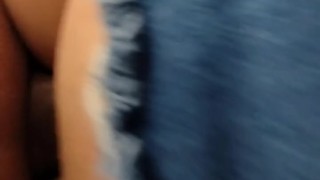 je baise secrètement avec le messager